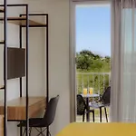 Cosmo Napa Boutique Αγία Νάπα