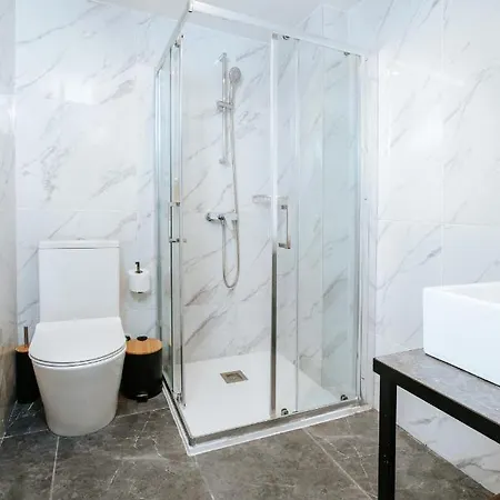 Отель Cosmo Napa Boutique 3*