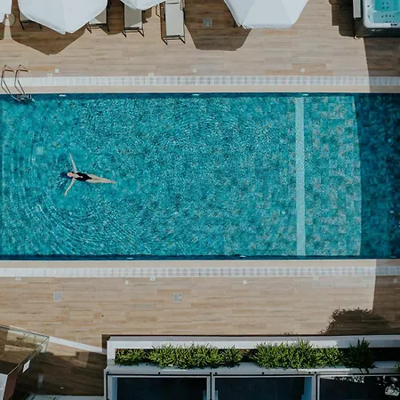 Hotel Cosmo Napa Boutique