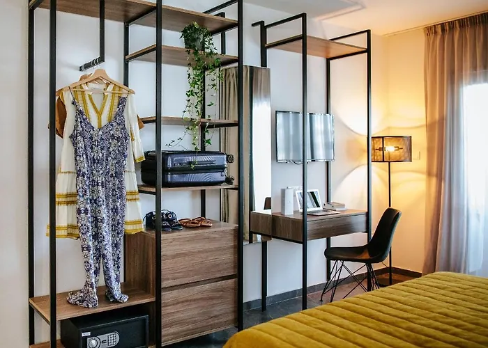 Cosmo Napa Boutique 3*