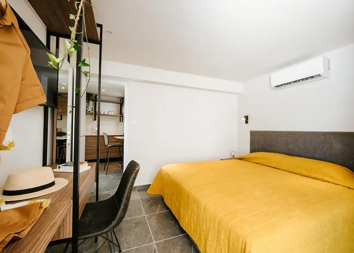 Cosmo Napa Boutique 3*