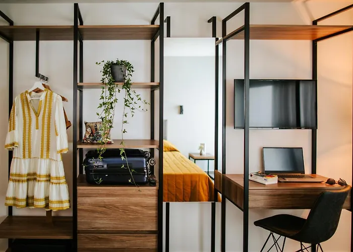 Hotel Cosmo Napa Boutique